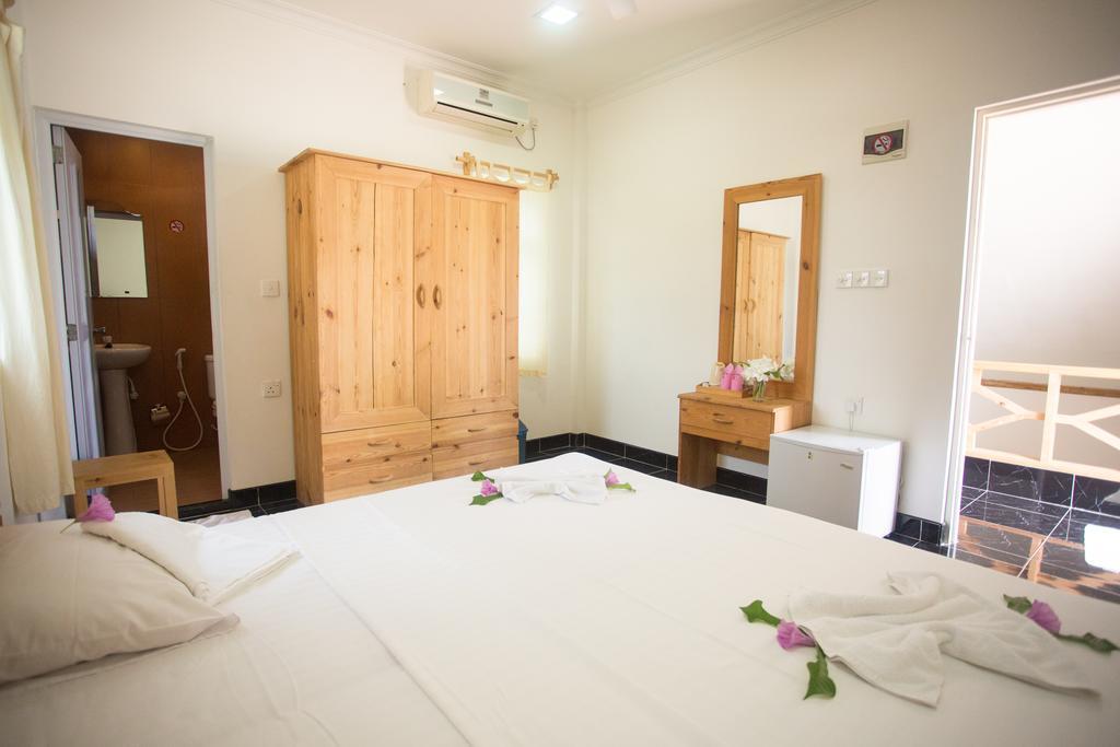Faza View Inn, остров Маафуши Екстериор снимка