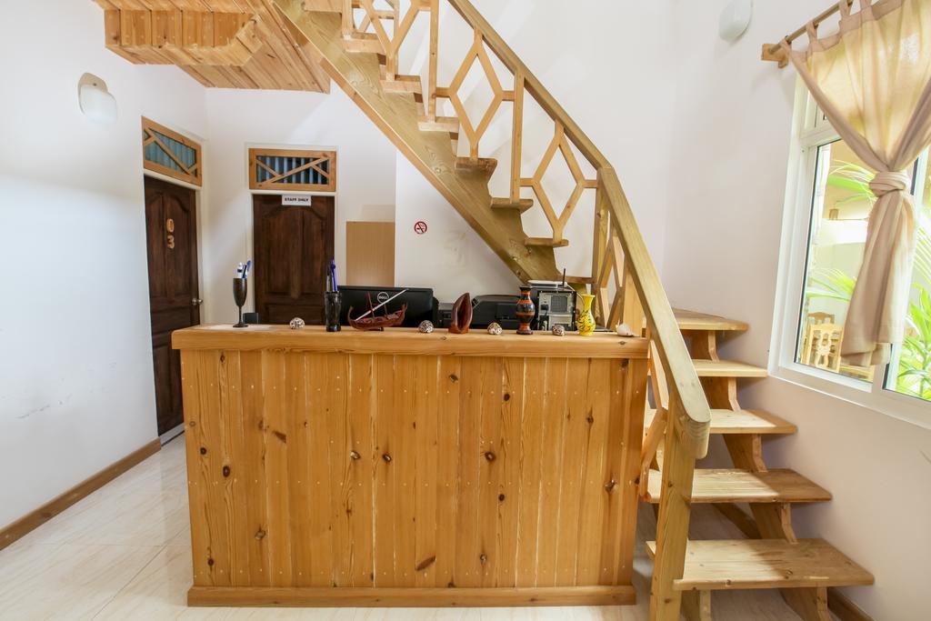 Faza View Inn, остров Маафуши Екстериор снимка