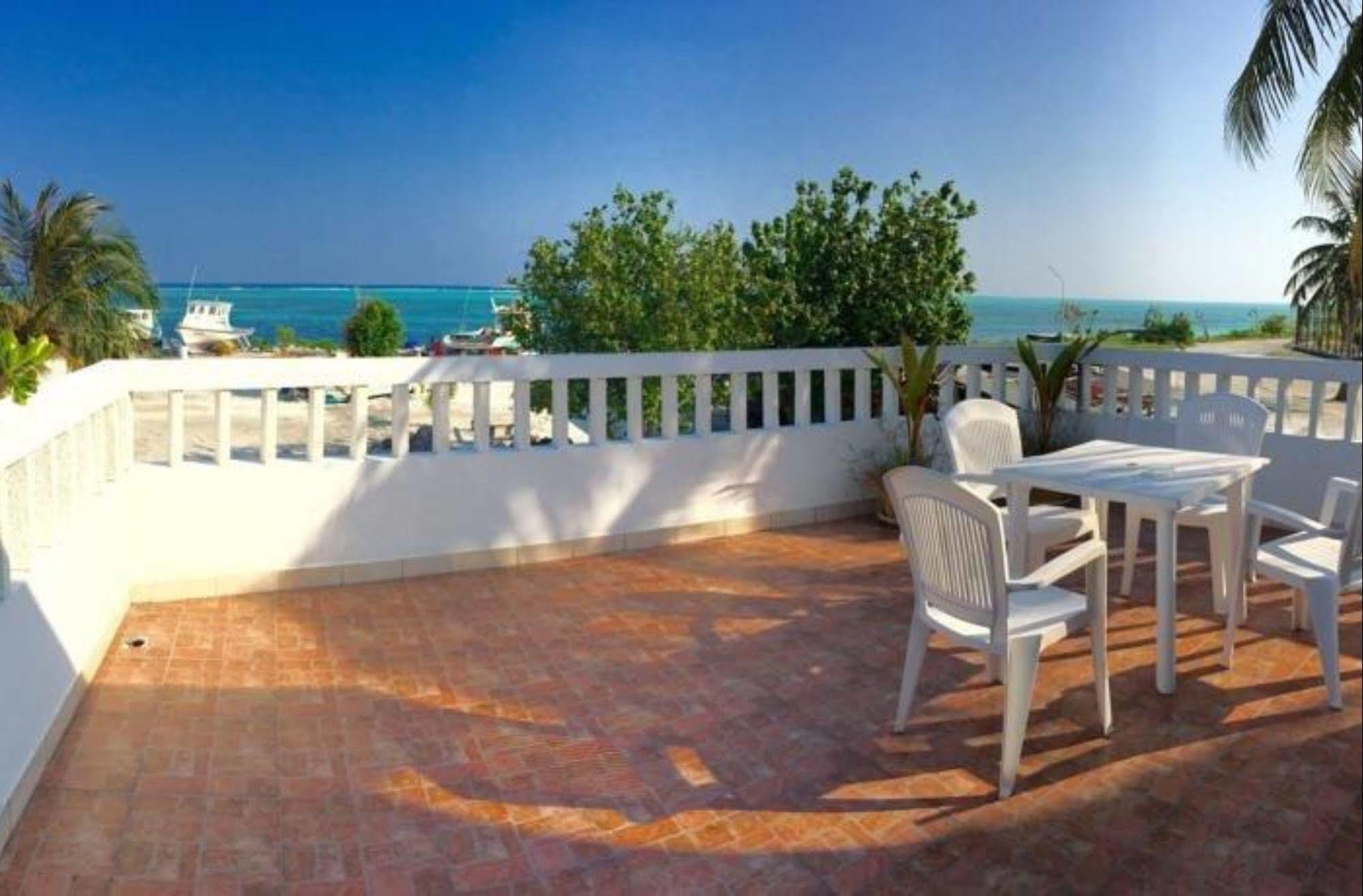 Faza View Inn, остров Маафуши Екстериор снимка